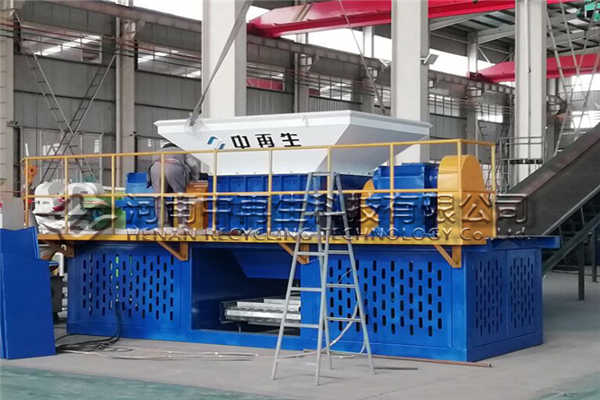 雙軸剪切式撕碎機(jī)——高效,低成本