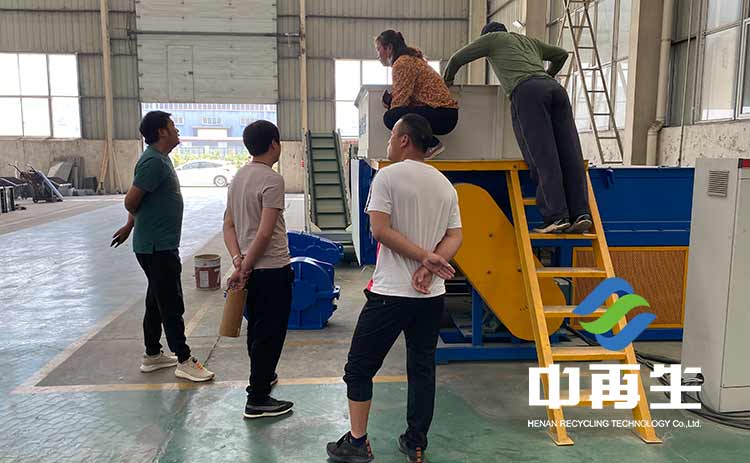 中再生科技是一家生產、研發、創新的雙軸撕碎機生產廠家