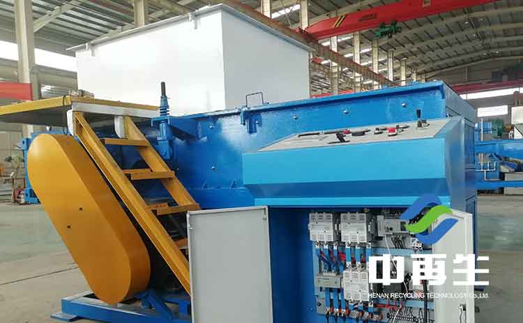 中再生生活垃圾撕碎機全新換代,品質再升級